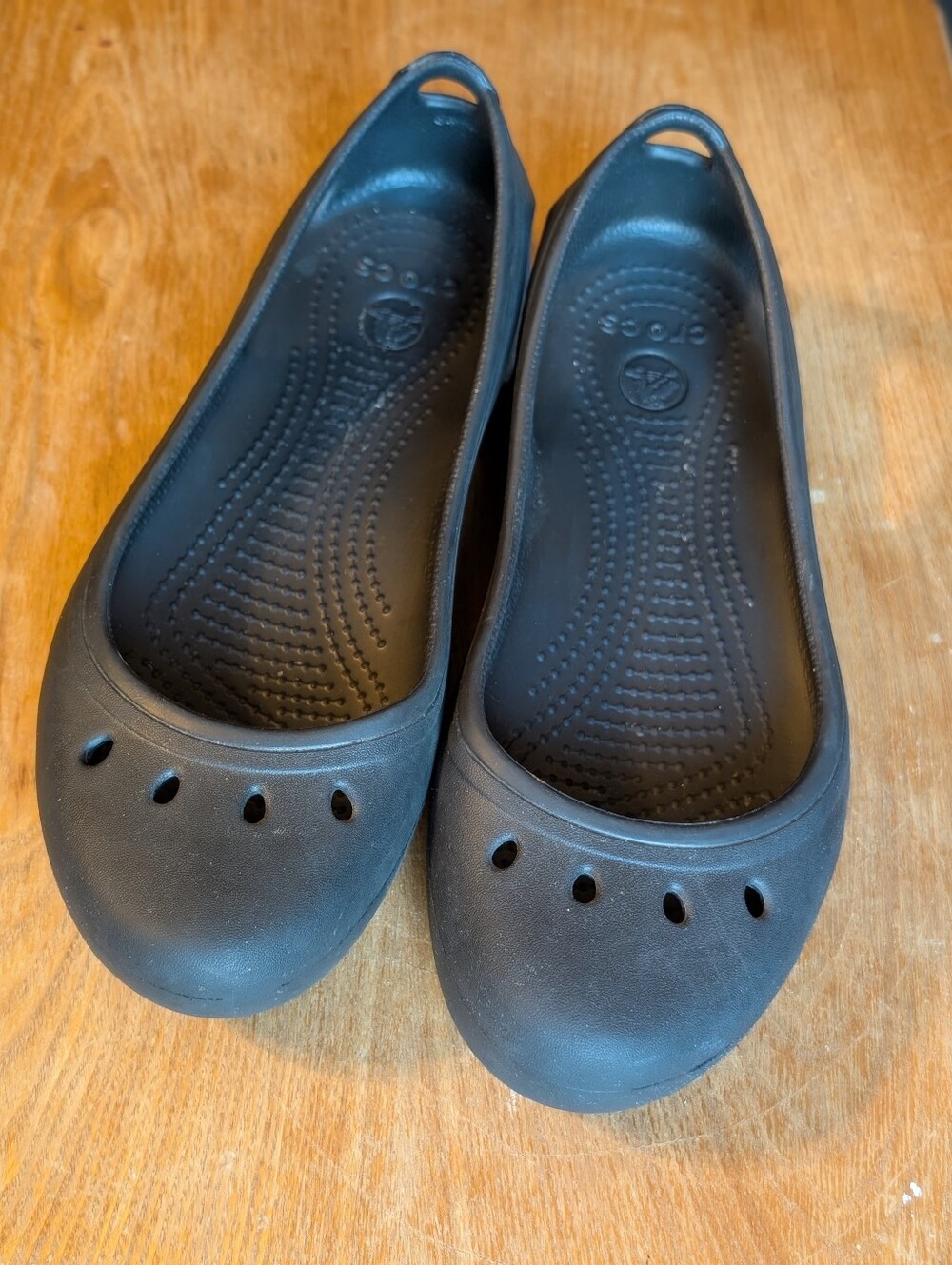 CROCS Black Women’s Slip-On Kadee Flats